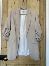 H&M Gathered Sleeve Jacket Light Beige Size Medium VGC Worn Once