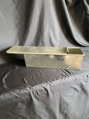 USA Pan Large Pullman Loaf Pan with Cover 13”x4”x4”