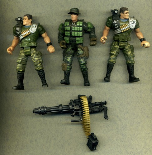 Soldaten -- Mit MG - Patronen - Action Figuren - Chap Mei -- 3 Stück - Konvolut  - Bild 1 von 2