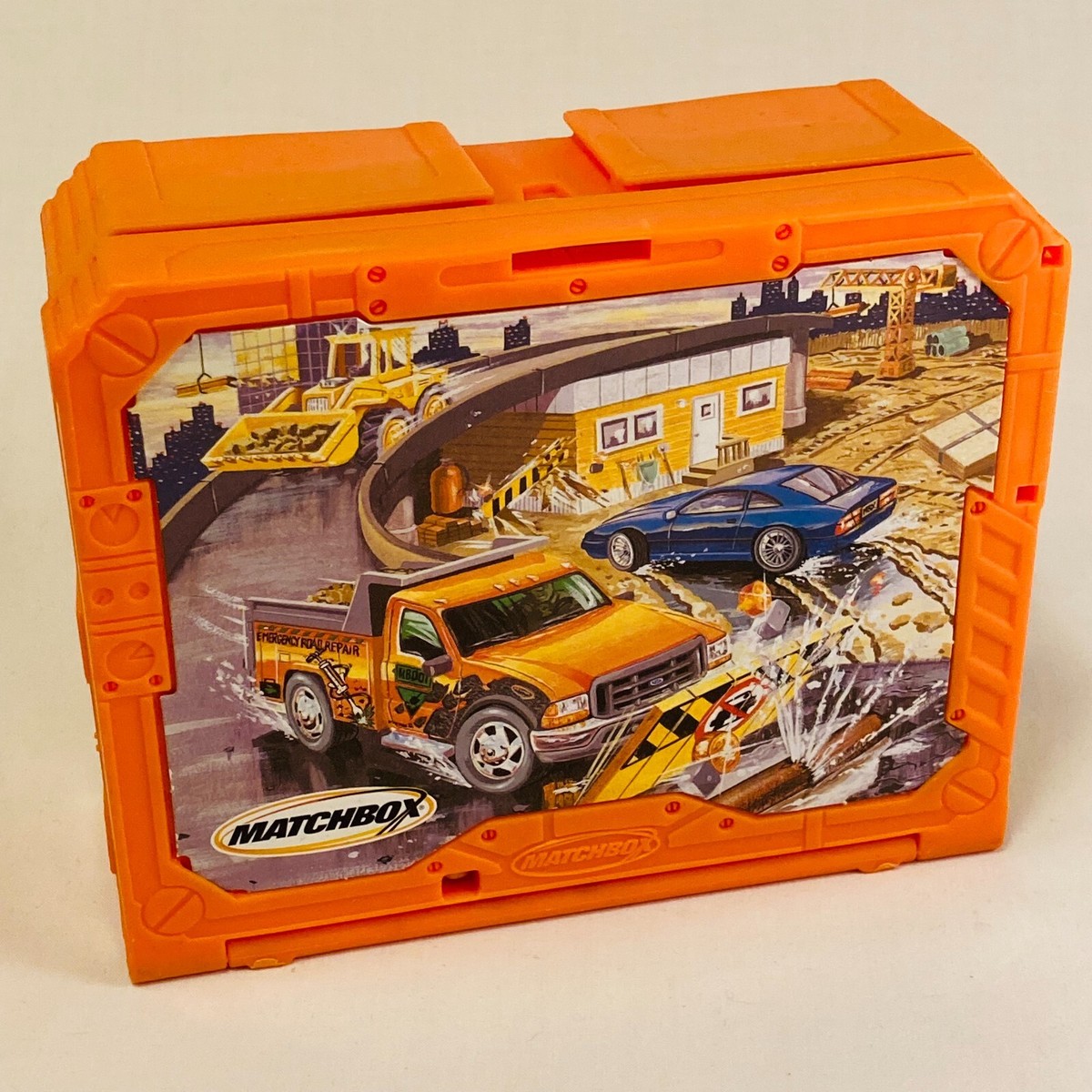 Mattel Matchbox Garage 15 Fold n Go Carry Construction Playset