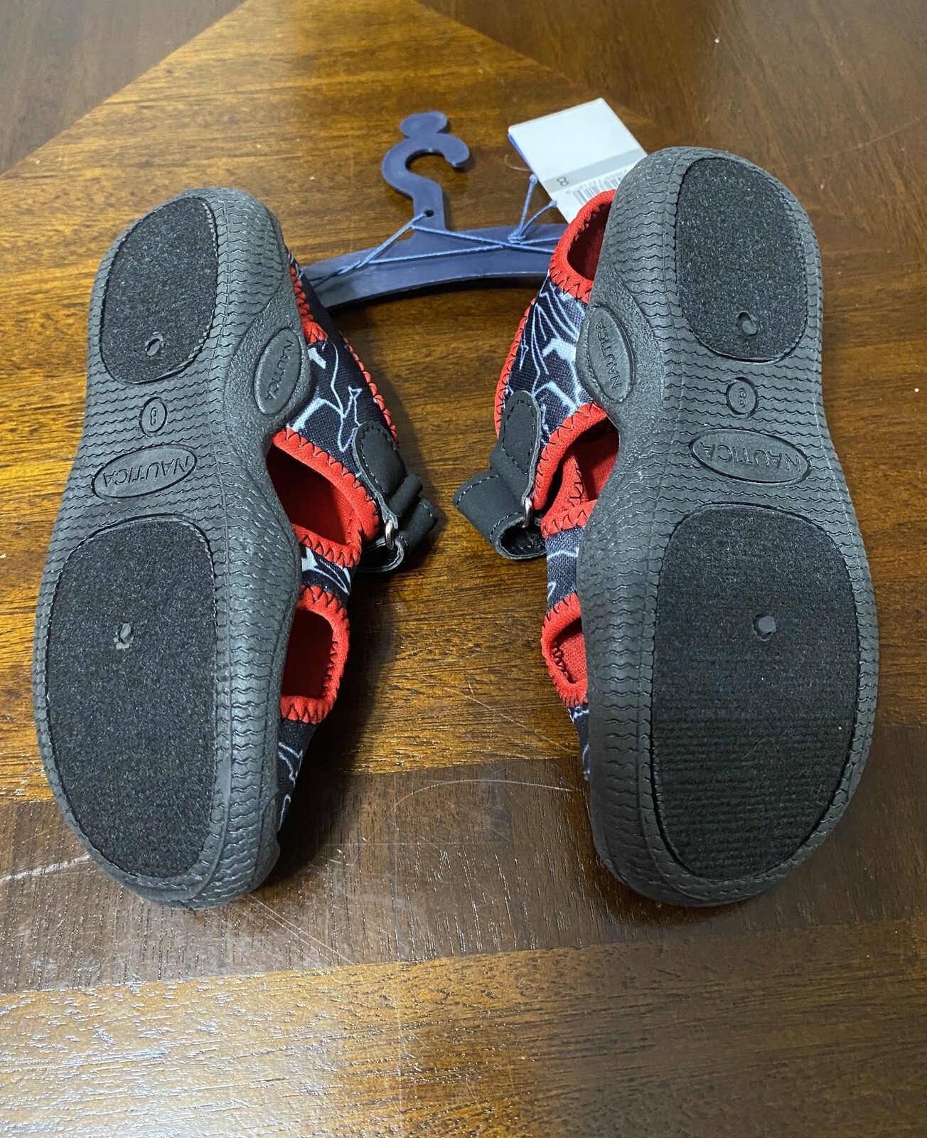 SAOLA Sandali scarpe da acqua Nautica stampa squalo nero ragazzo taglia 8 nuovi con etichette