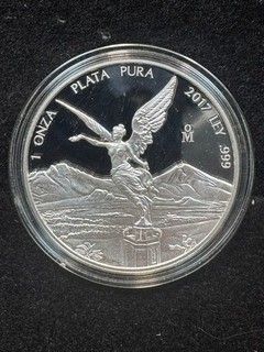 2017 Mexico PROOF Libertad 1 Onza 1oz Silver Plata Pura Coin Mintage Of 8650!!