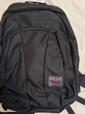 Tom Bihn Black Ballistic/Kiwi Paramour