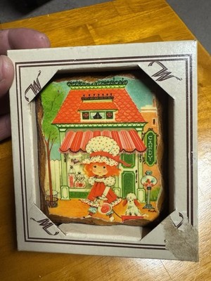 Vintage 1980s Strawberry Shortcake Wooden Wall Plaque With Original Packaging