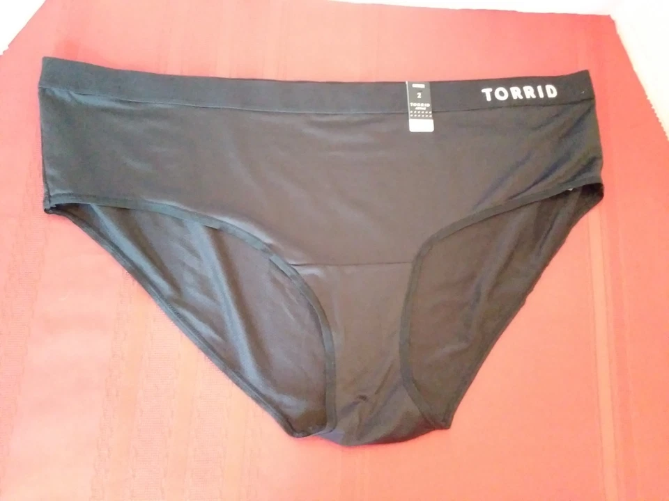 NWT Torrid Active Hipster Black size 2 - Image 2 of 4