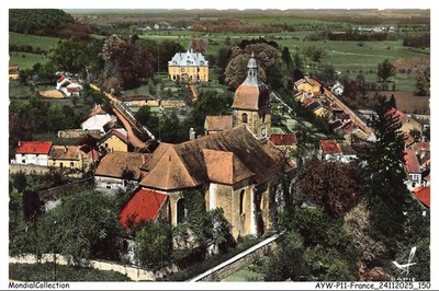 AYWP11-1052-70 - MIT DEM FLUGZEUG ÜBER BREUREY-LES-FAVERNEY - DIE KIRCHE UND DAS C
