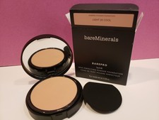 Bare Minerals Barepro 16Hr Skin Perfecting Powder Foundation Light 20 Cool