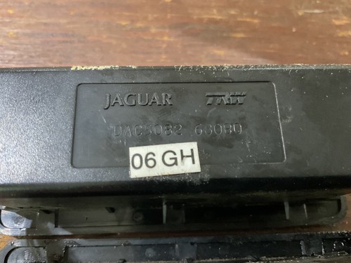 1987-1991 Jaguar XJS HE Series 2 Front Right/ Left Seat Lumbar & Heat Switch OEM - Picture 5 of 6
