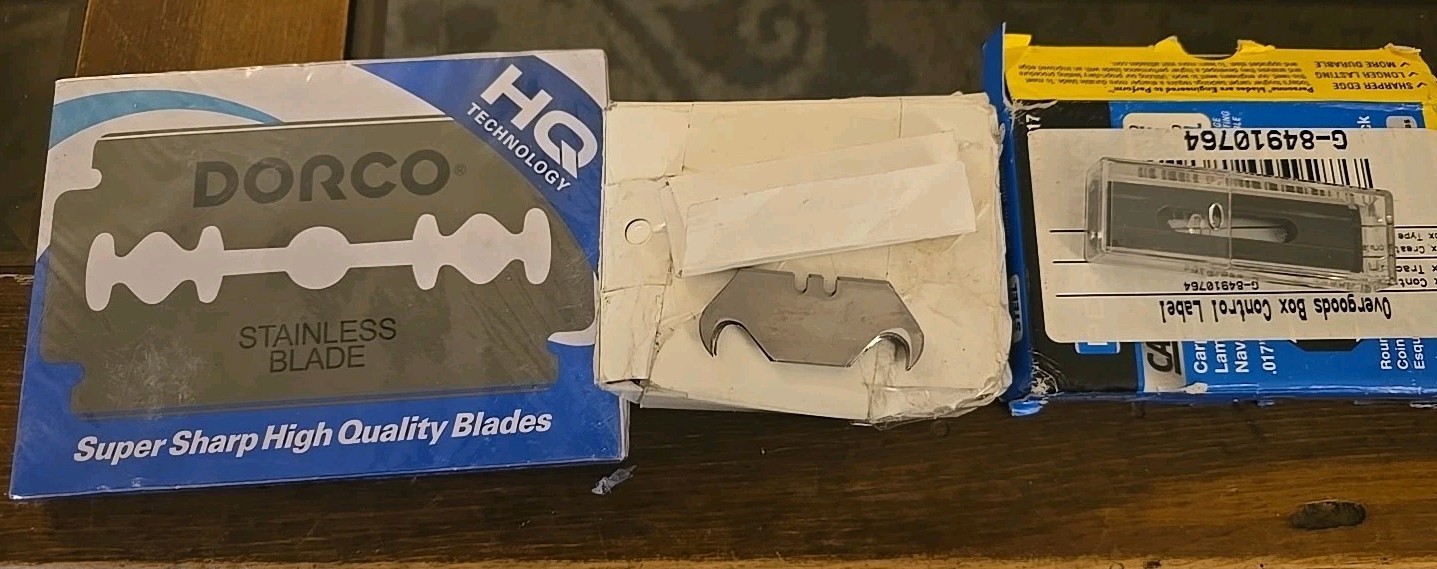 Dorco Blue Double Edge Stainless Razor Blades | ST300 | 100 Blades