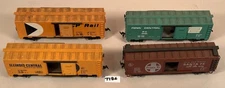 HO Gauge Train Box Cars (4), Mixed Brands (T-186)