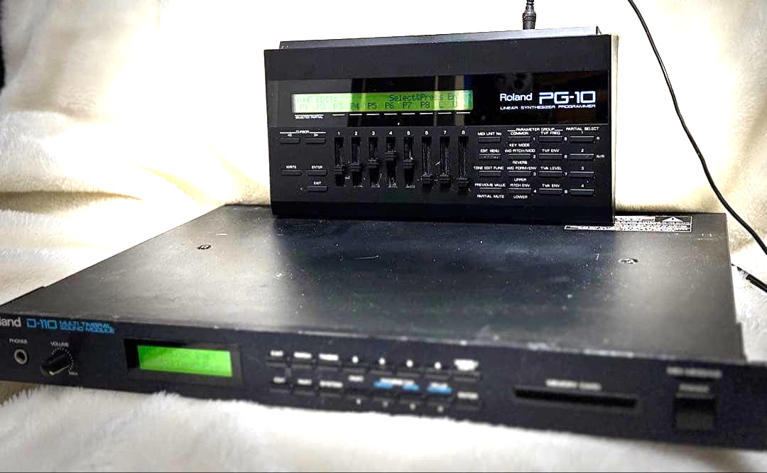 Roland MIDI Linear Synthesizer Programmer Sound Module Set PG-10