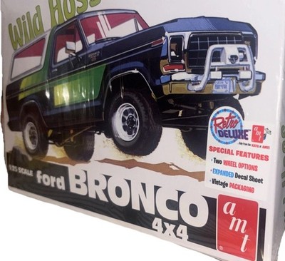 AMT Ford Bronco Wild Hoss 4x4 Kit #2708 1:25 Scale Retro Vintage New Sealed Box