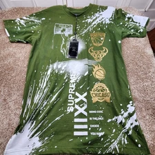 BARE FOX Chicago Bulls 23 Jordan NBA Basketball T-Shirt Size Med NWT Supreme