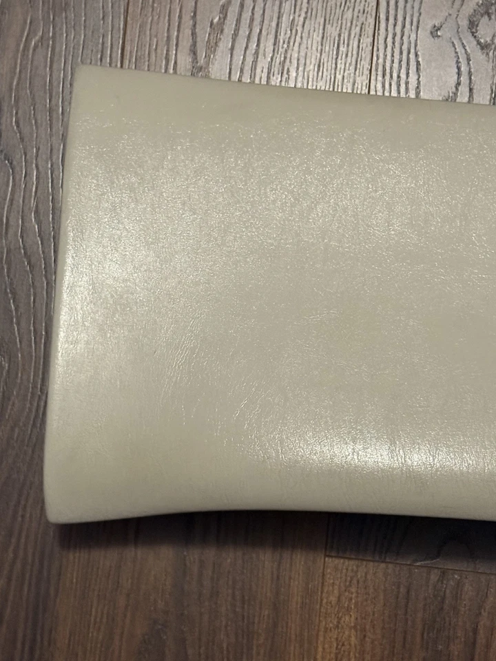 🔥2000-2005 Cadillac Deville Knee Bolster Shale Color Factory Oem Part - Image 4 of 4