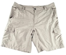Magellan Outdoors Shorts Mens 36 Beige Cargo Nylon 10 Inseam Water Repellent
