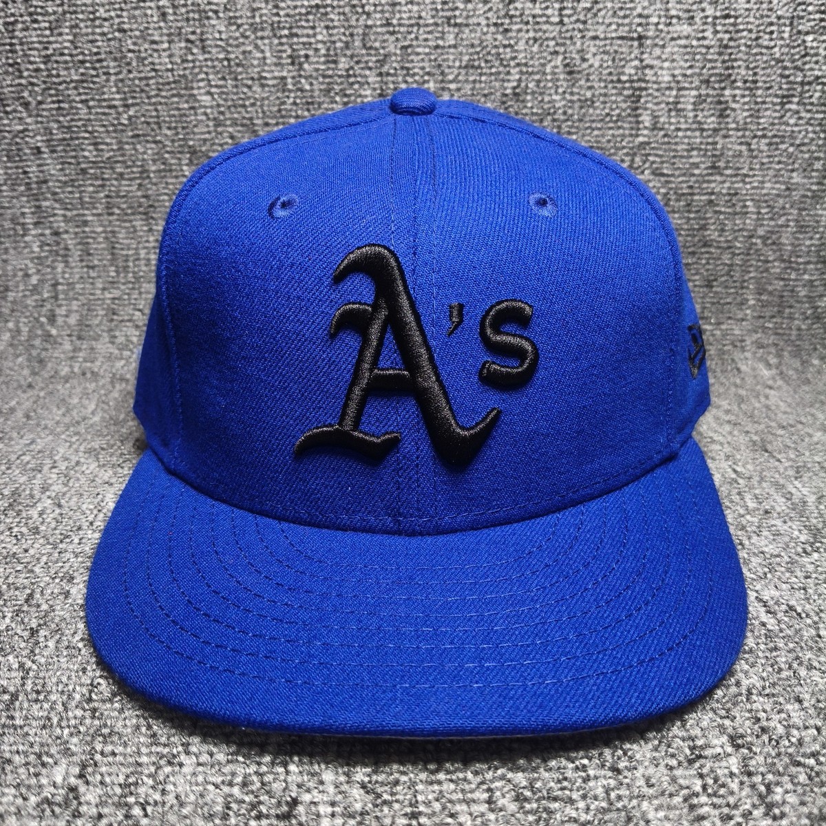 New Era 59FIFTY Oakland A's Fitted Hat Royal Blue Black Logo Size 7 1/8