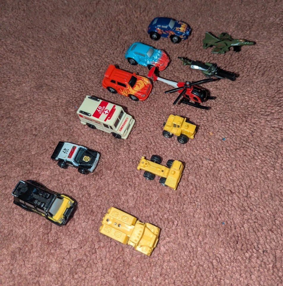 Vintage Micro Machines Lot of Vehicles 2000s (Cars, Helicopters, Jet, Police) - Image 3 of 4