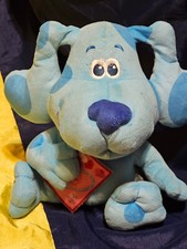 BLUE'S CLUES  YOU 2021 Just Play 14" PLUSH Blue Holding Valentine's Day Card