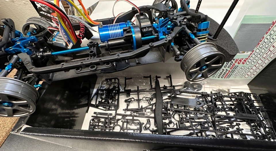 58658 Tamiya TB05 On-Road Pro Kit with upgrades TRF/TA05/TA07/TA08 new assembled - Image 4 of 4