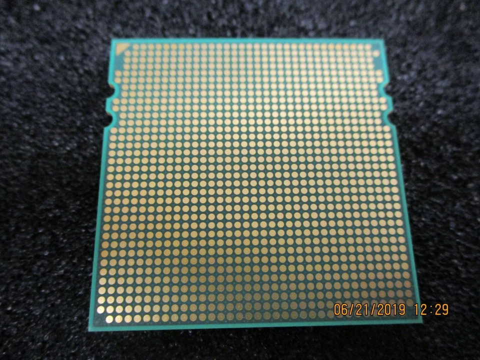 AMD-OSP8218GAA6CY - Opteron 8218 HE Dual Core 2.60GHZ 1000MHZ FSB 1MB L2 cache - Image 2 of 3