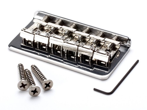 Puente rígido Callaham, espaciado de cuerda de 2-1/16", montaje de 3 tornillos (acero doblado - Imagen 1 de 3