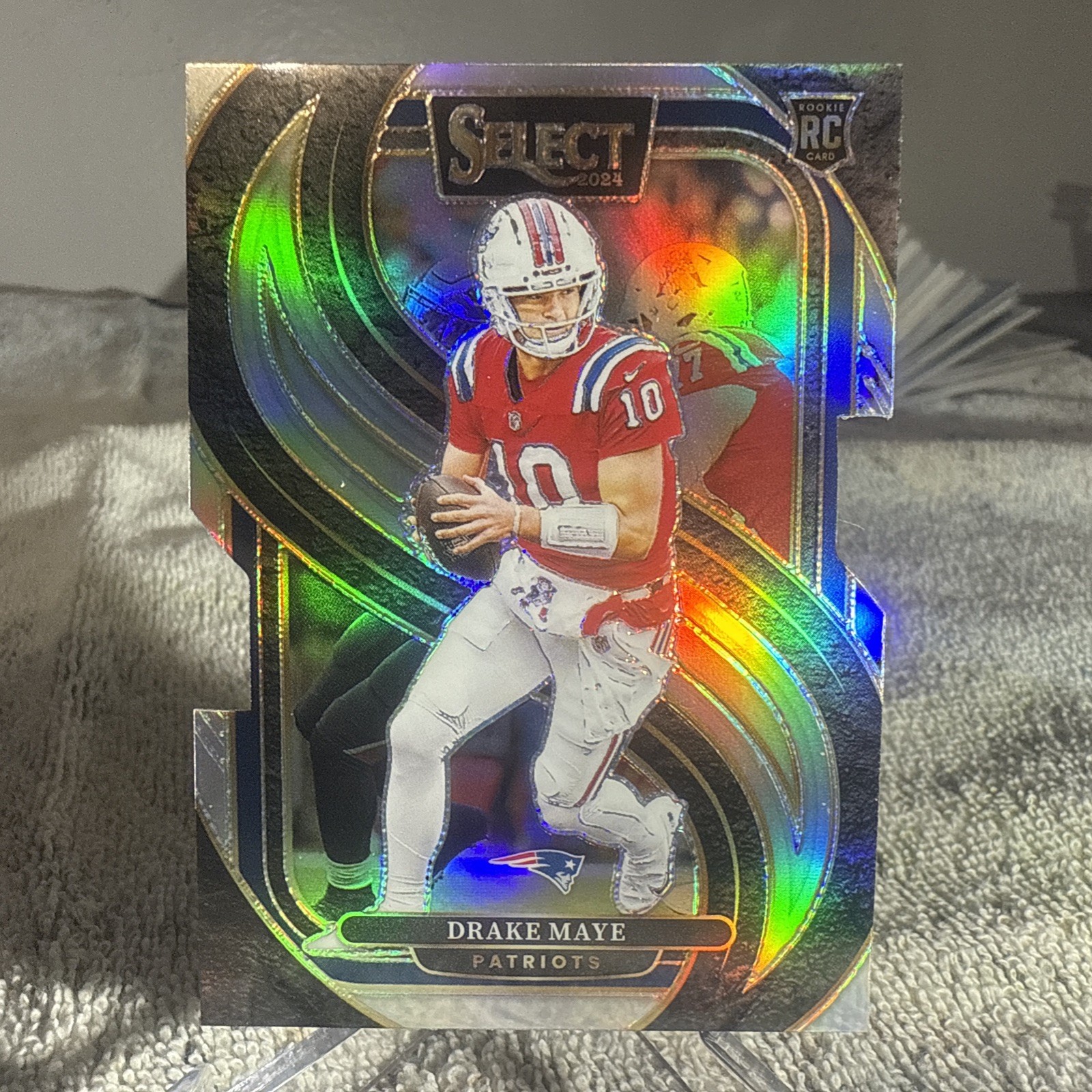 2024 Panini Select - Premier Level Drake Maye #113 Silver Prizm Die-Cut (RC)