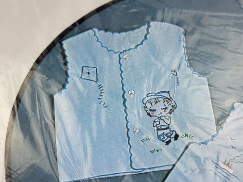 Vintage Vogart Crafts Pair Of Baby Blouses Embroider Kit NOS - Picture 3 of 12