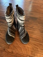 TOMS Nepal Black & White Suede & Textile Boot Size 7