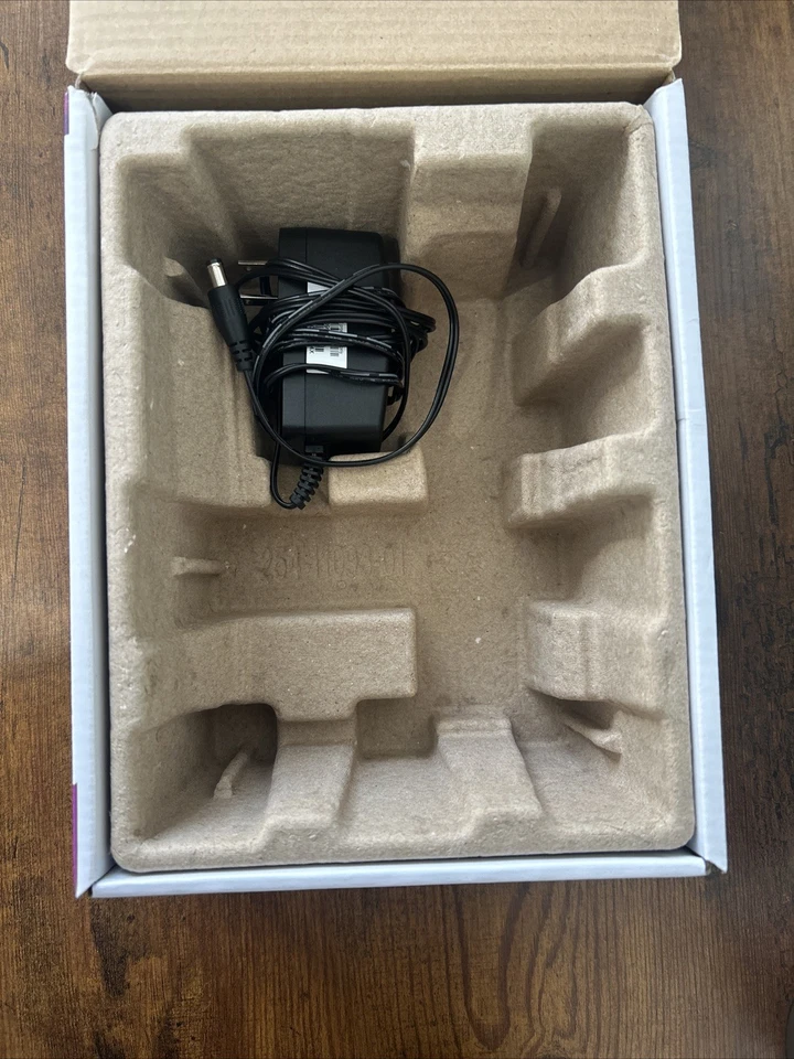 NETGEAR CM700 High Speed Cable Modem - Image 3 of 3