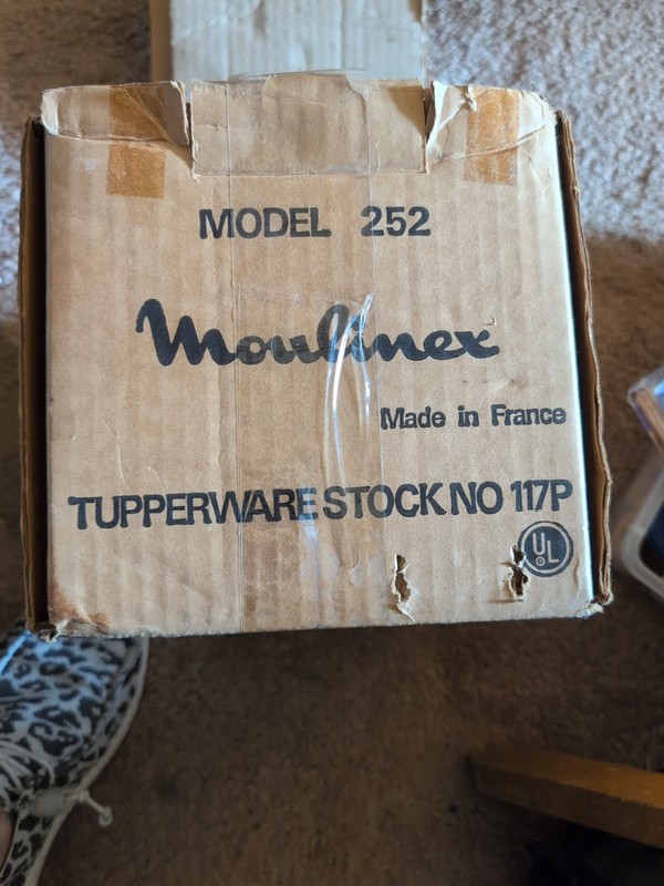 Vintage Moulinex Food Prep Machine Model 252 Motorized Base Tested and it Works