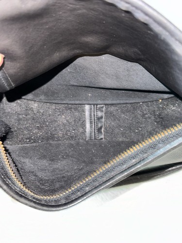 Vintage Coach Small Black Leather Swinger Bag Purse - Picture 12 of 23