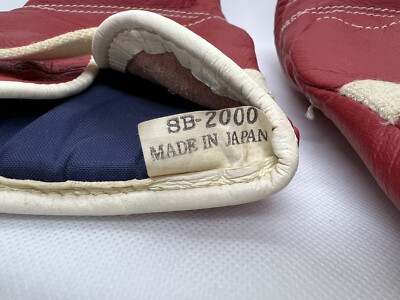 Winning Boxing Punching Gloves Red Rubber band type SB-2000