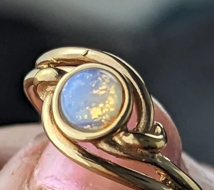 Avon gold ring deals