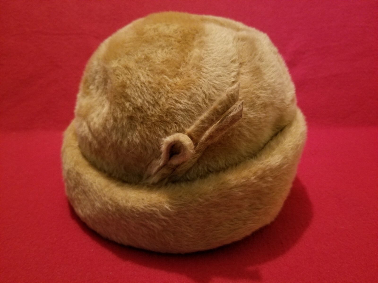 Foto 1 di 9