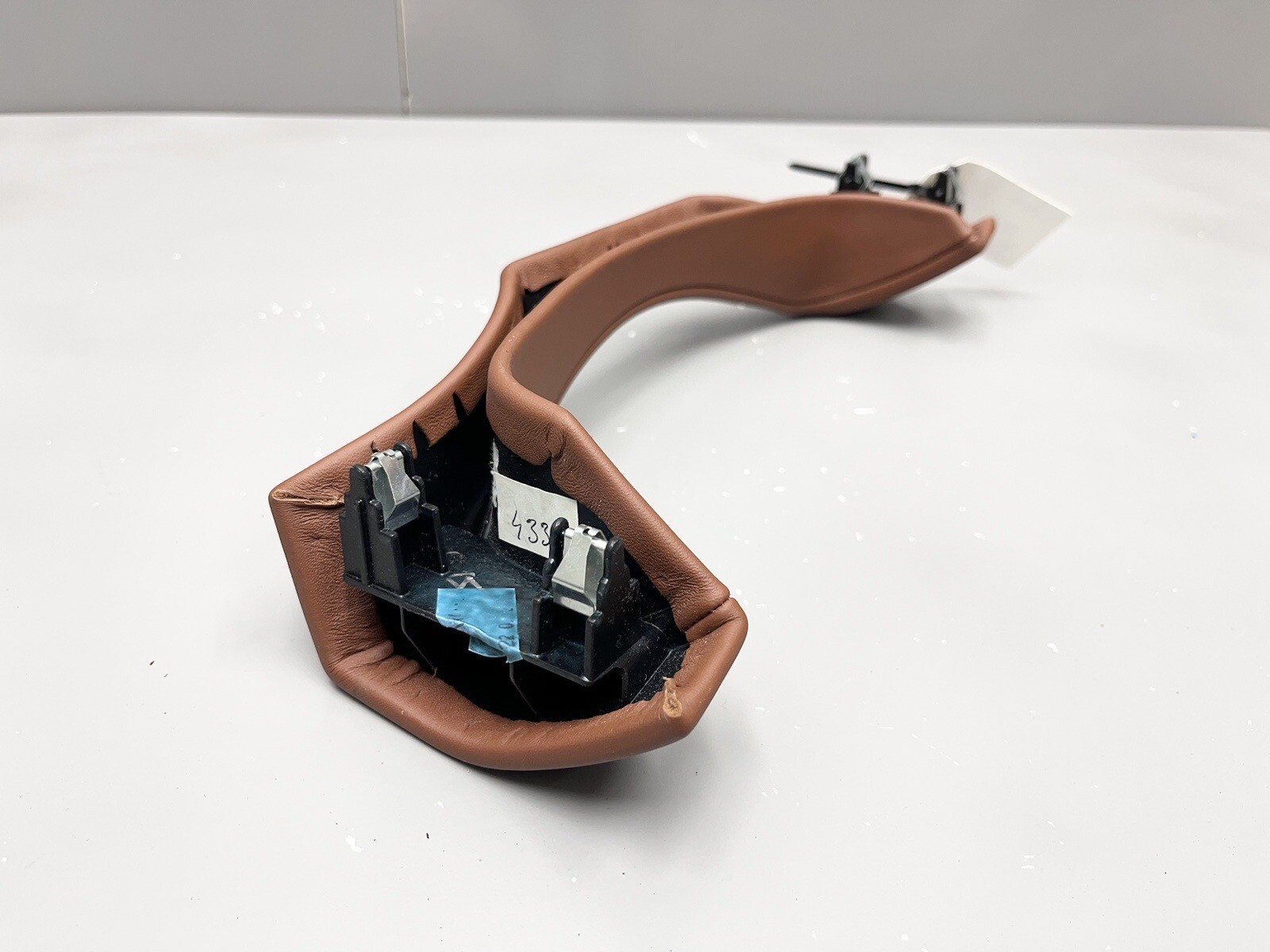 ⭐️2017-2020 MASERATI LEVANTE M161 OEM SPEEDOMETER TRIM PANEL - BROWN LEATHER OEM