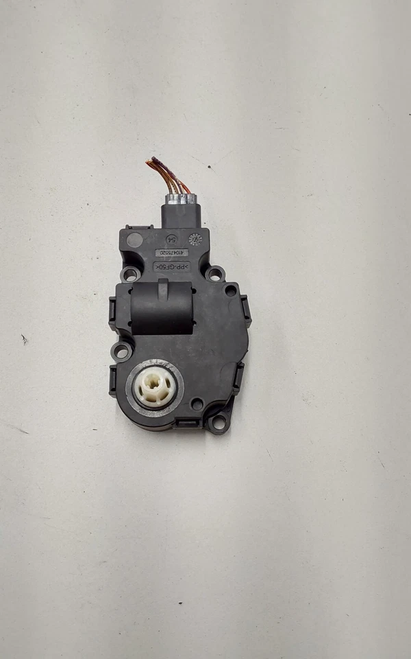 Mercedes-Benz C250 2013 control de calefacción solapa motor actuador OEM 412650750 Foto 3 de 4