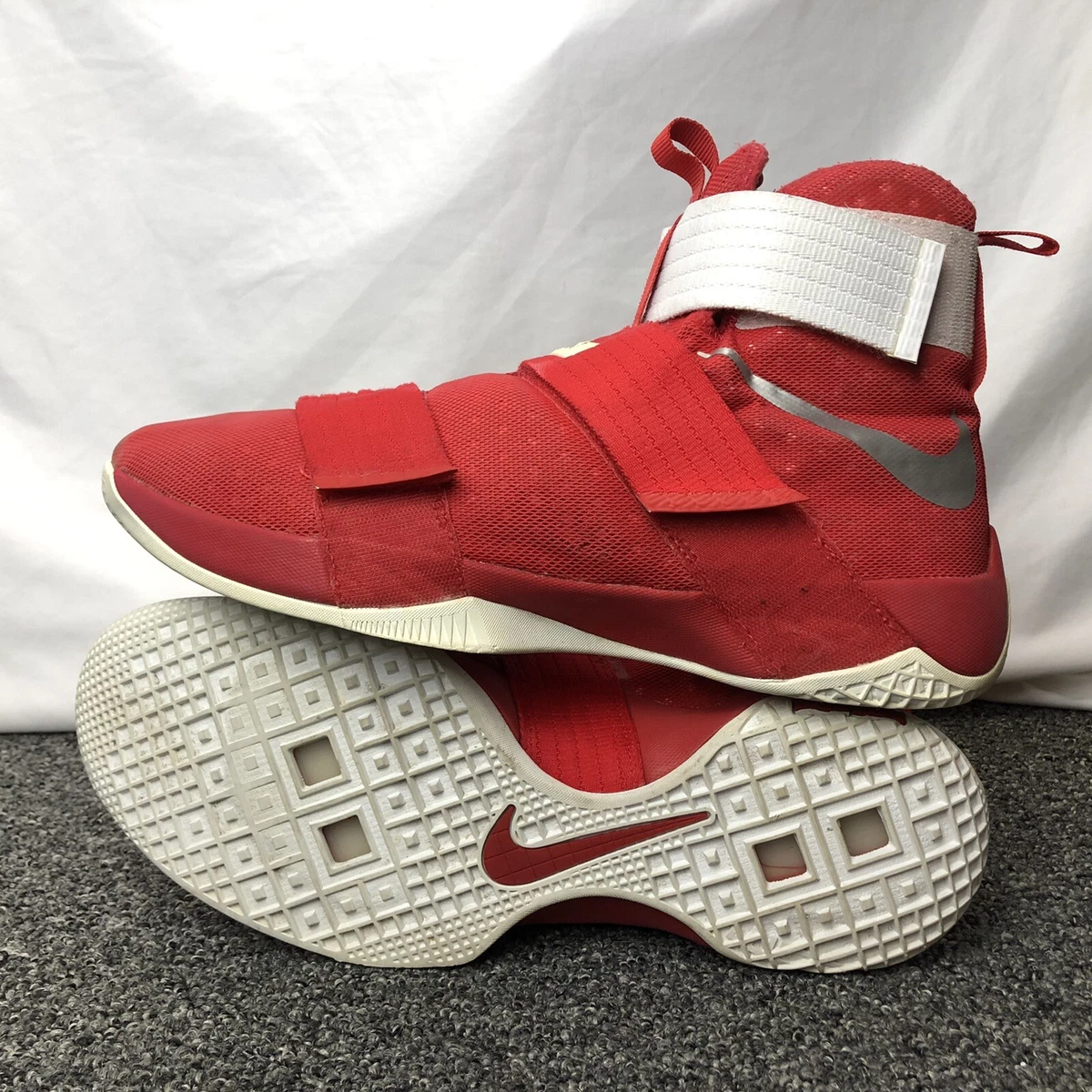 Lebron James Shoes 10 Red