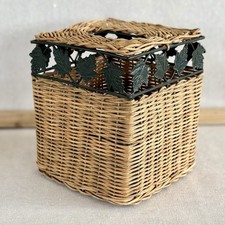 Cubierta de caja de pañuelos de metal y ratán de mimbre natural vid hoja de hiedra de colección Springs