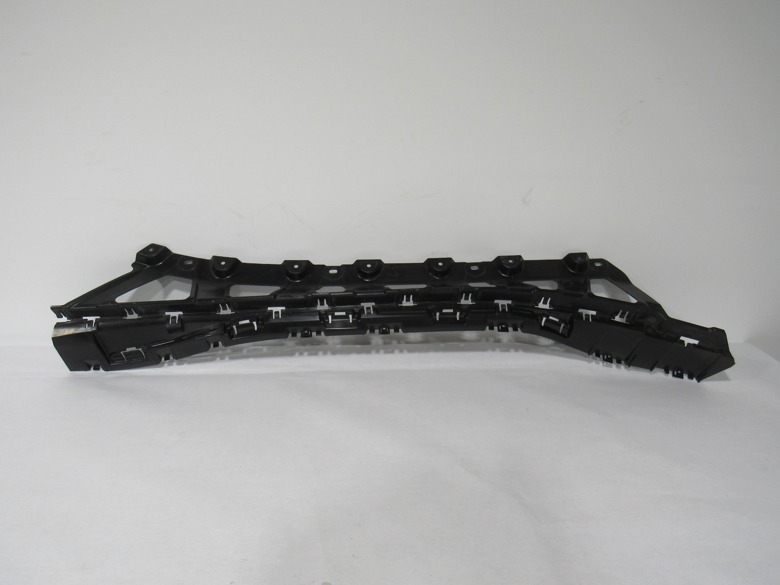 BMW i8 2014-2020 RIGHT Rocker molding