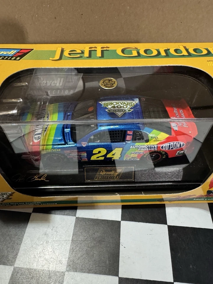Jeff Gordon #24 DuPont Brickyard 400 Winner 1999 1/43 Nascar Diecast W/ Case! - Image 2 of 4