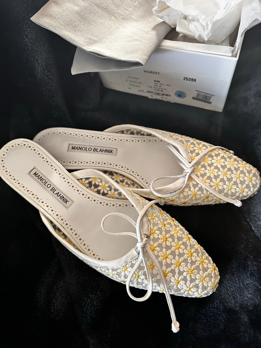 Manolo Blahnik 39 for sale - eBay