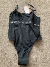 Yitty Spotlight Shaping Demi Cup Thong Bodysuit S Shimmered Iconic Black 89
