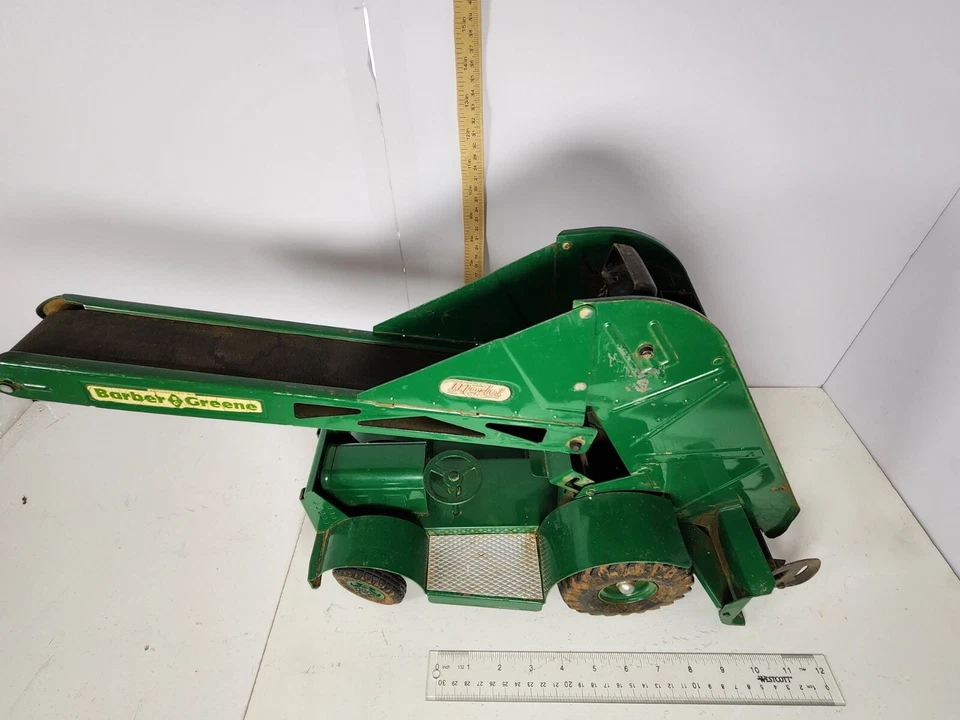 Vintage Barber Greene Bucket Loader Dredge Doepke Model Toys Pressed Steel Truck - Image 2 of 4
