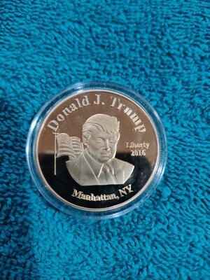 2016 Trump 'The Silent Majority Speaks' gold plated coin *COLLECTIBLE*