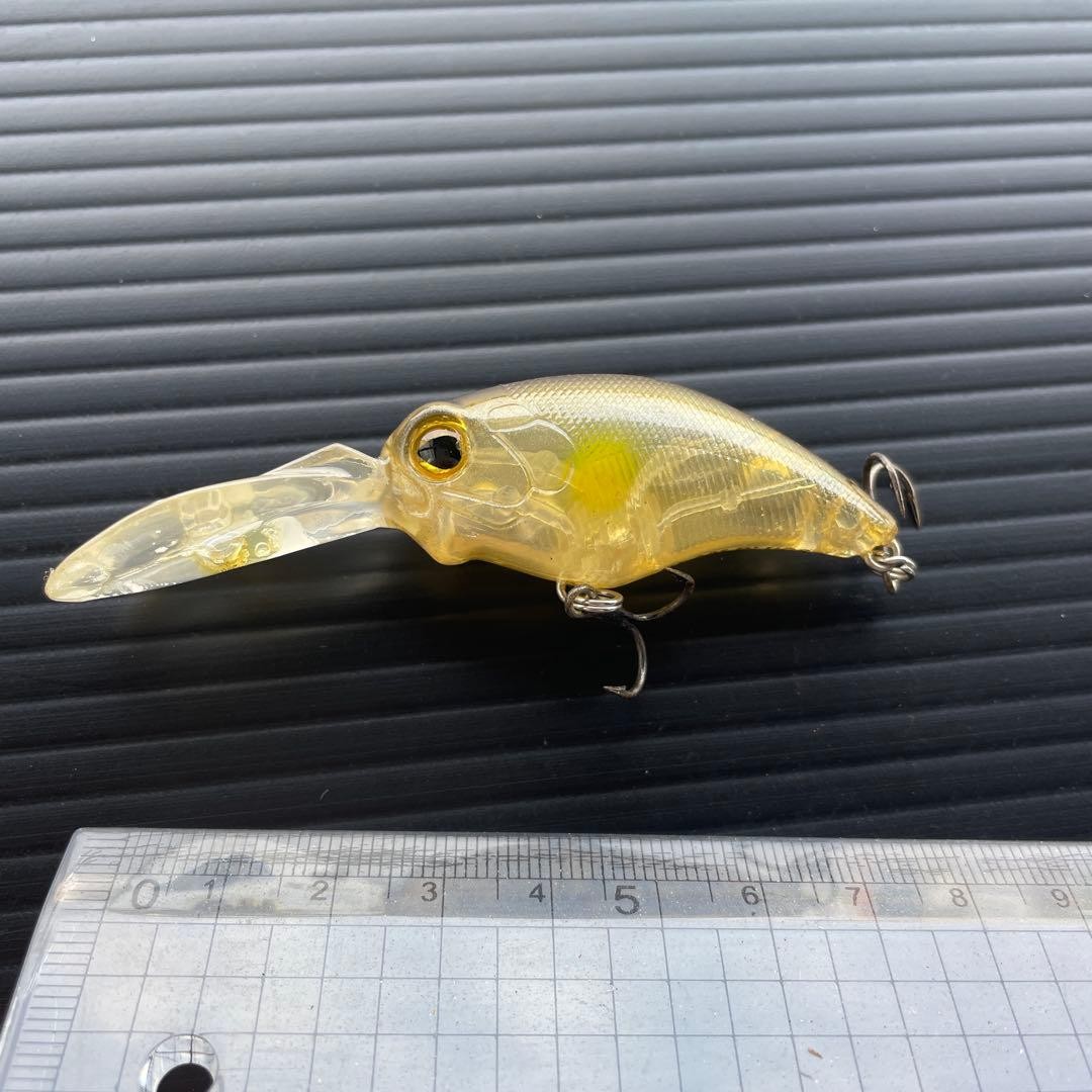 Bean Plugs Clear Yellow Crankbait 2-Hook Fishing Lure, Hard Bait - Image 3