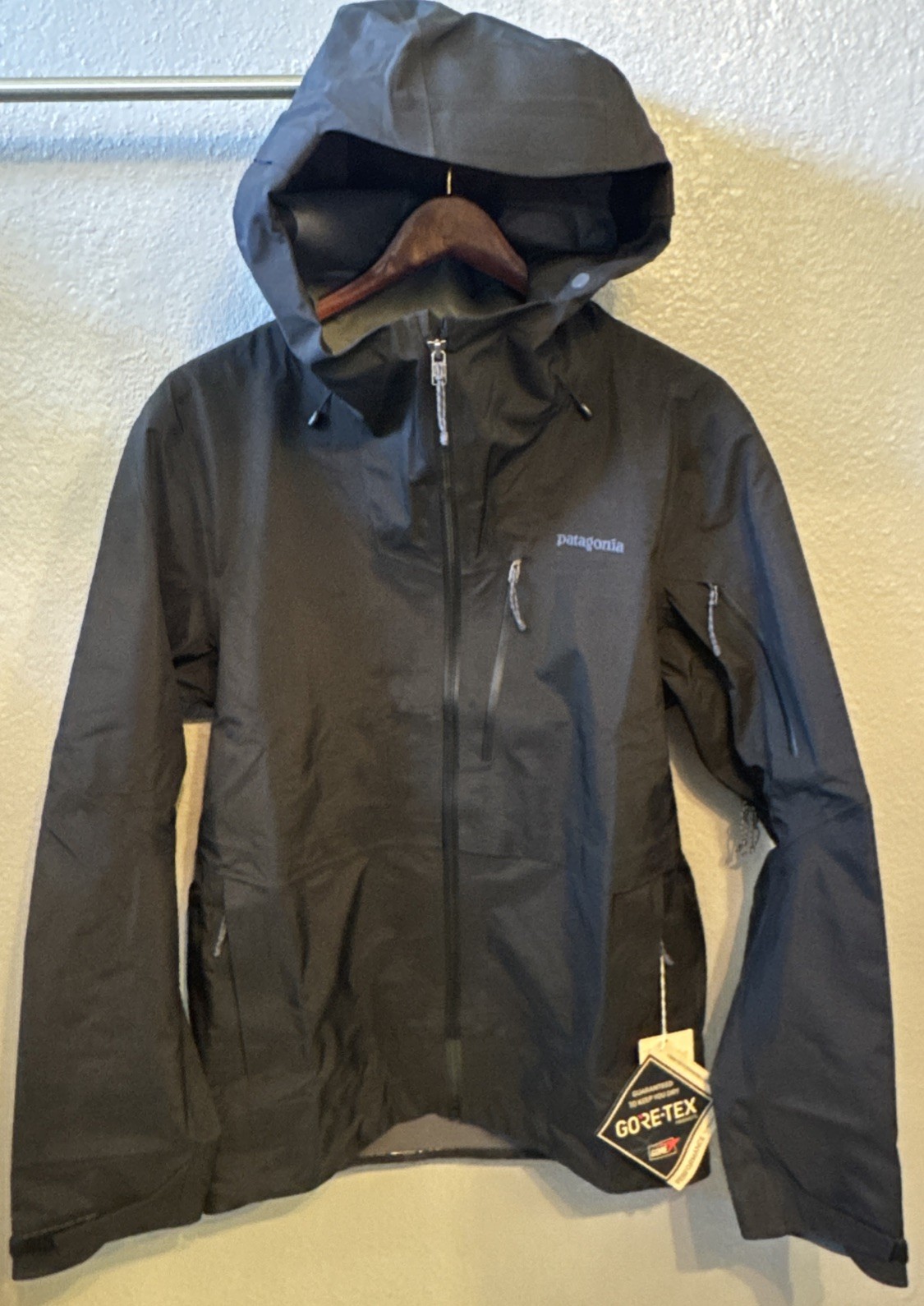 Chaqueta Gore-Tex Patagonia para hombre sin seguimiento. RECCO! NEGRO, PEQUEÑO! ¡NUEVO CON ETIQUETAS! Envío gratis