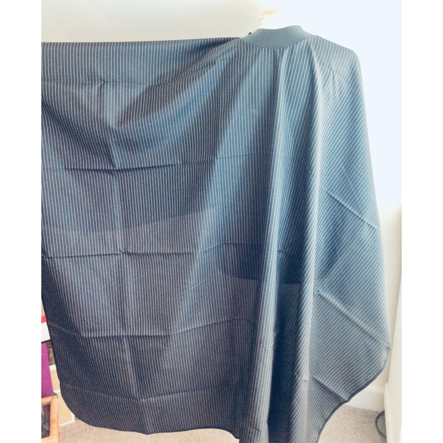 Powergrips Cutting Square Neoprene Collar Pinstripe Salon Hair Cutting Gown