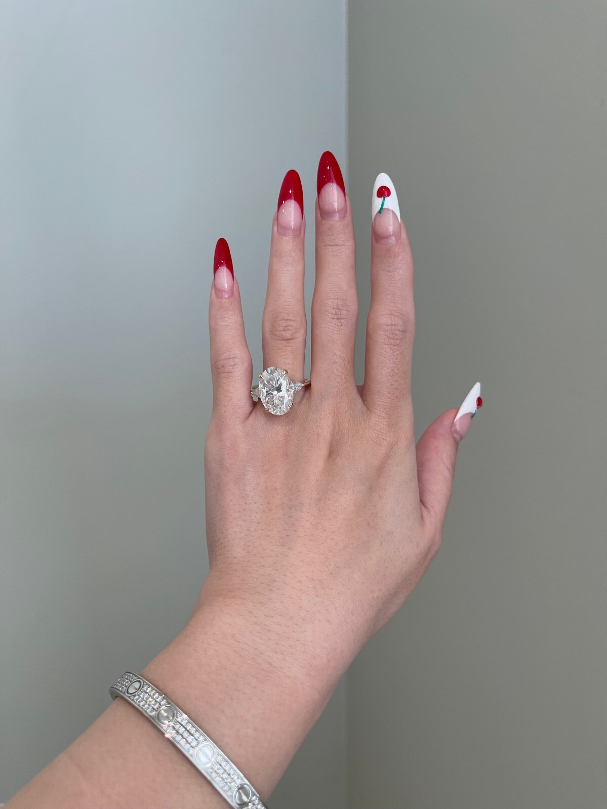 10 CT OVAL & PEAR MOISSANITE DIAMOND SOLITAIRE ETERNITY ENGAGEMENT RING FOR HER