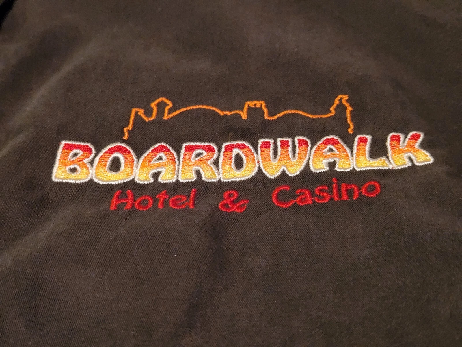 LOUIS VUITTON（LV） BoardWalk Hotel Casino WP Weatherproof Spruce Green Jacket (M) w Tags! Coat LV