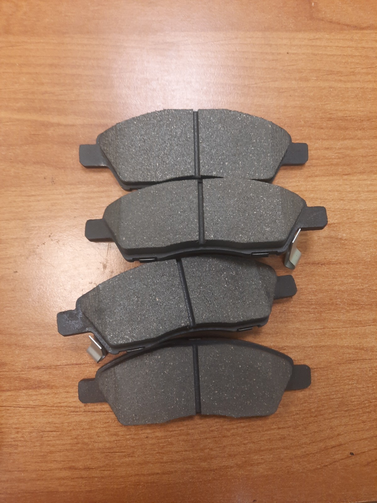Front Brake Pad Set For Akebono System For Nissan Sunny Cube Micra 2007-2015